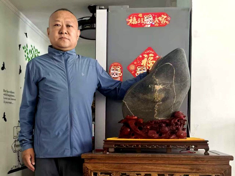 马向前先生简介